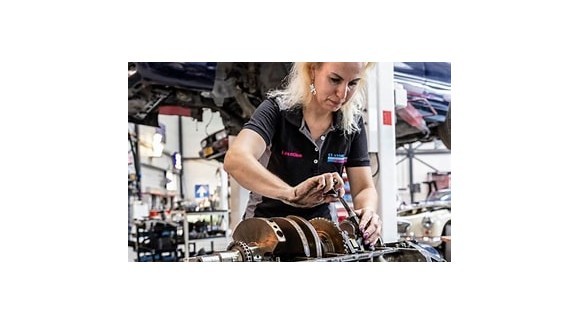 Leontine van Classic Paradise