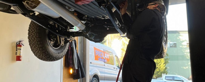 4×4 bodem en chassis behandelen met Prolan