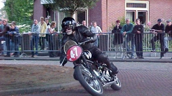 Evert Janssen Velocette 350 cc  nokkenasprobleem